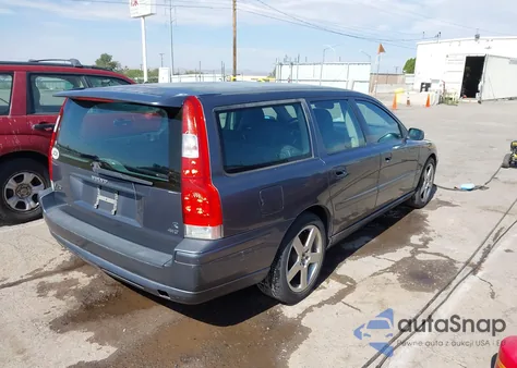 2005 Volvo V70 R from USA, damaged, VIN YV1SJ527652478913